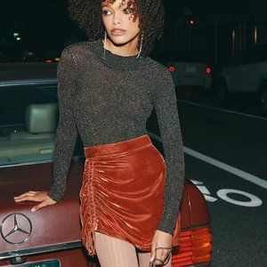 Free People Vivienne Velvet Mini Skirt Rust Mauve Color - NWT - Size 2/4